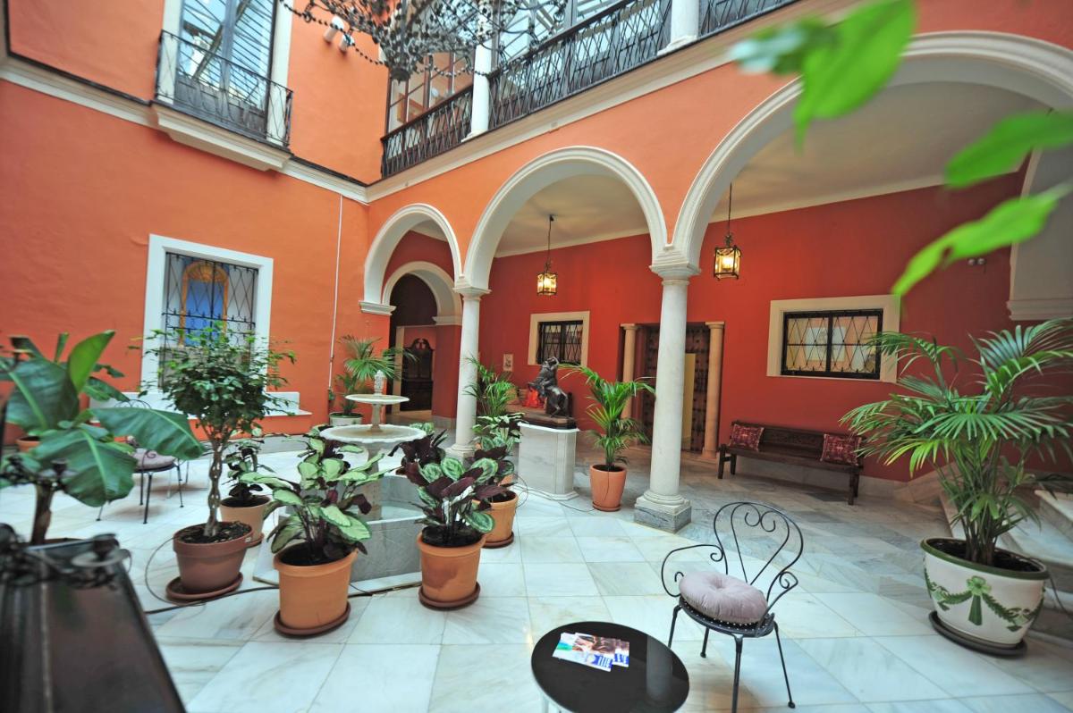 Los Corceles Casa Palacio - Housity