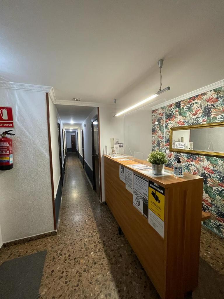 Hostal Milmarcos - Housity