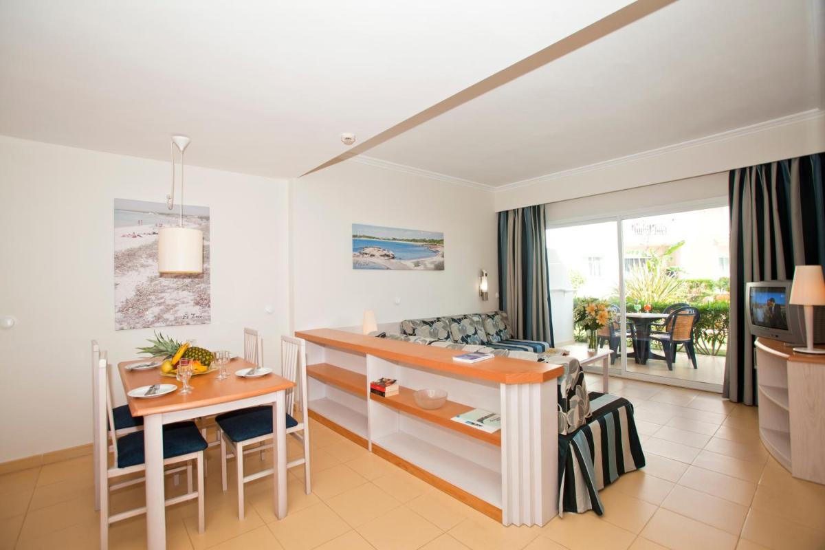 Imagen de la galería de Aparthotel Isla de Cabrera, en Colonia de Sant Jordi