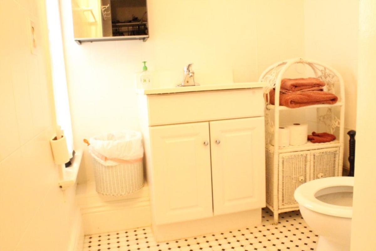 Cole Valley Suite - Housity