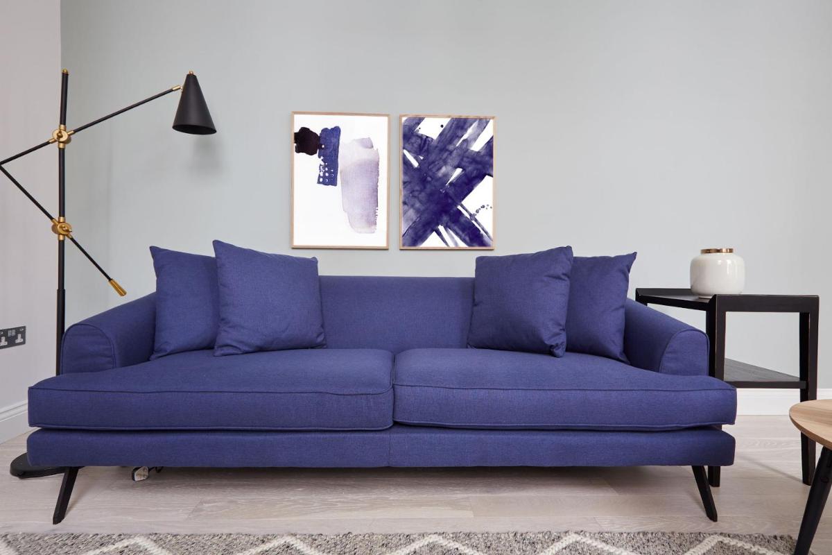 1VH Virginia House, 31 Bloomsbury Way by City Living London - Housity