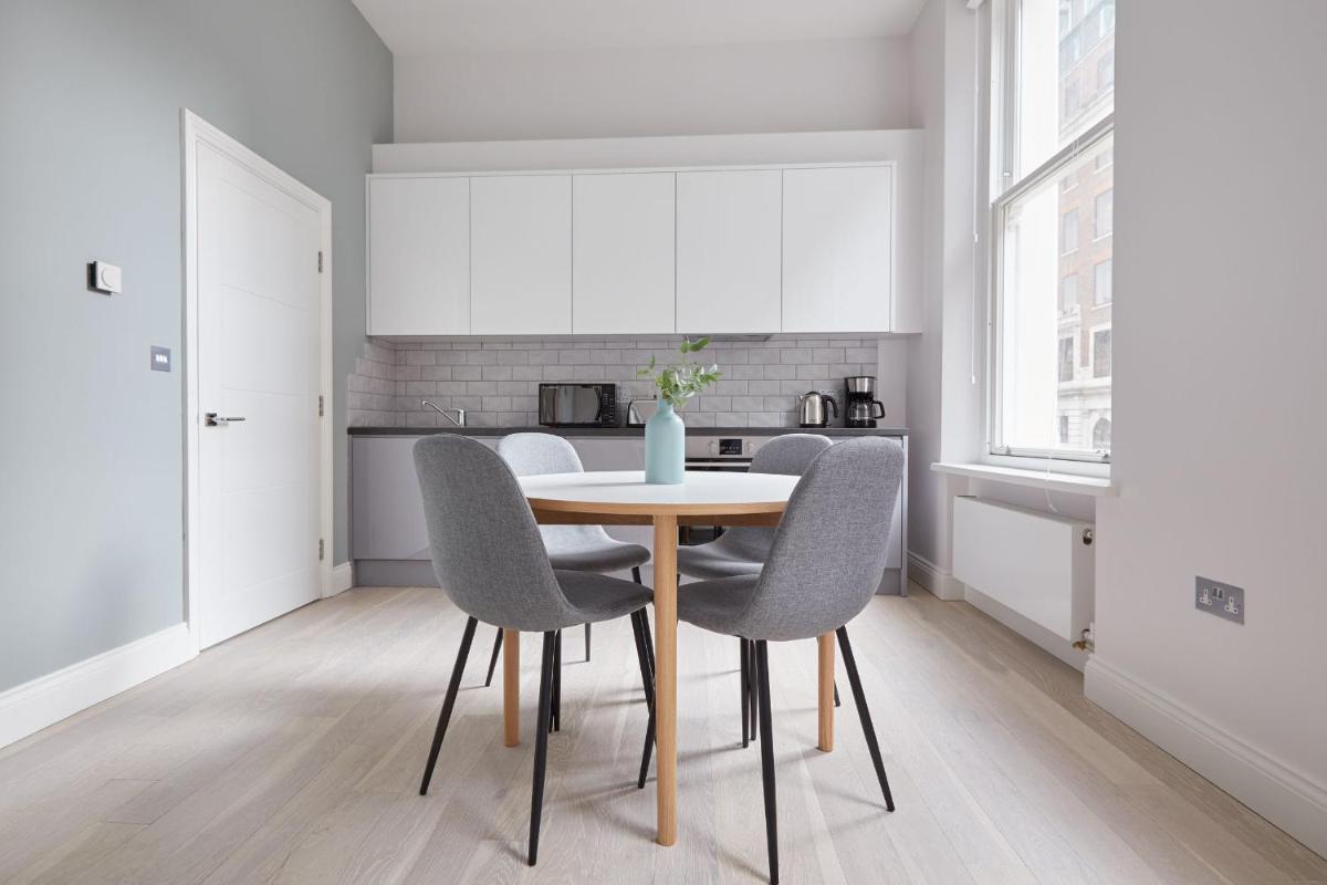 1VH Virginia House, 31 Bloomsbury Way by City Living London - Housity