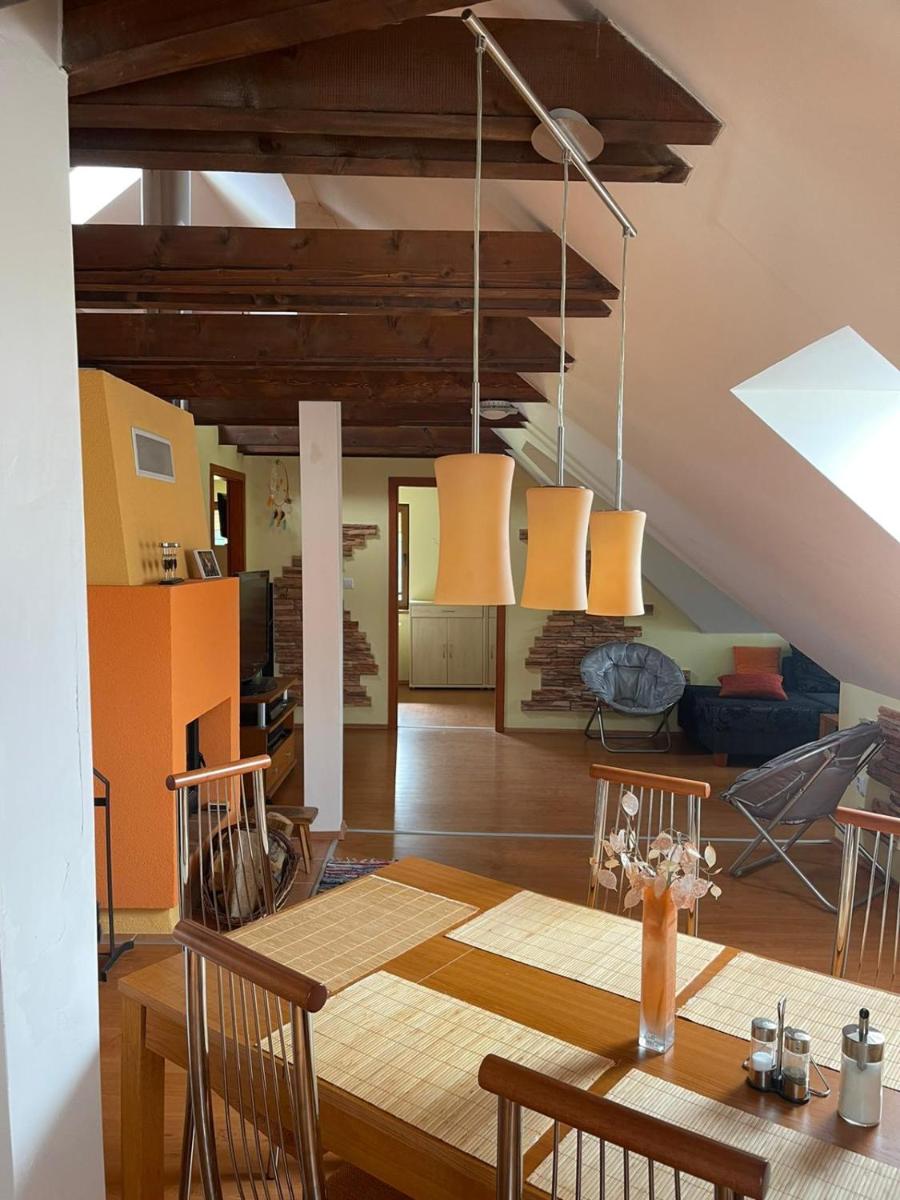 Podkrovný Apartmán Attic 32 Telgárt - Housity