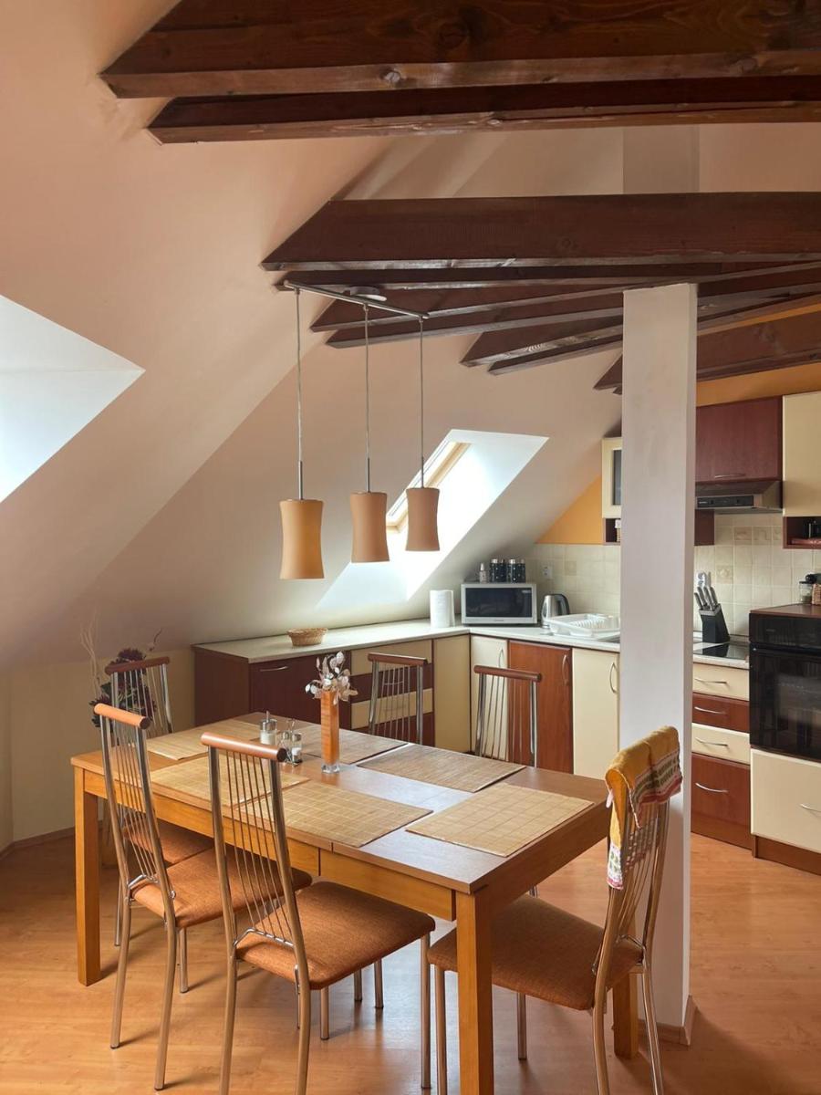Podkrovný Apartmán Attic 32 Telgárt - Housity