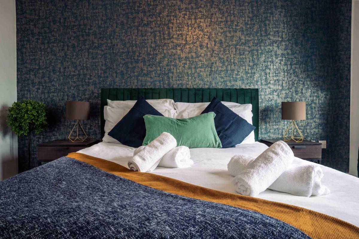 The Ivy . Contemporary Apart . Ideal for long stay - Housity