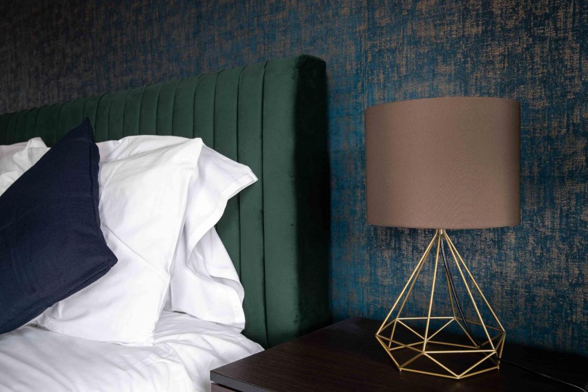 The Ivy . Contemporary Apart . Ideal for long stay - Housity