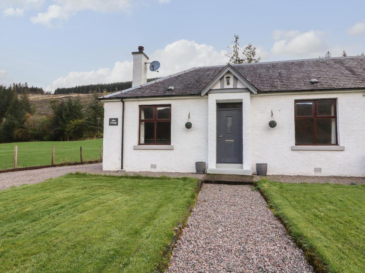 Ailsa Cottage - Housity