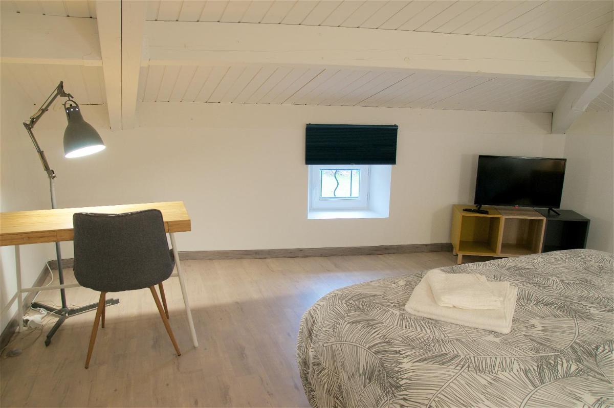 Bord de de la Comté - Housity