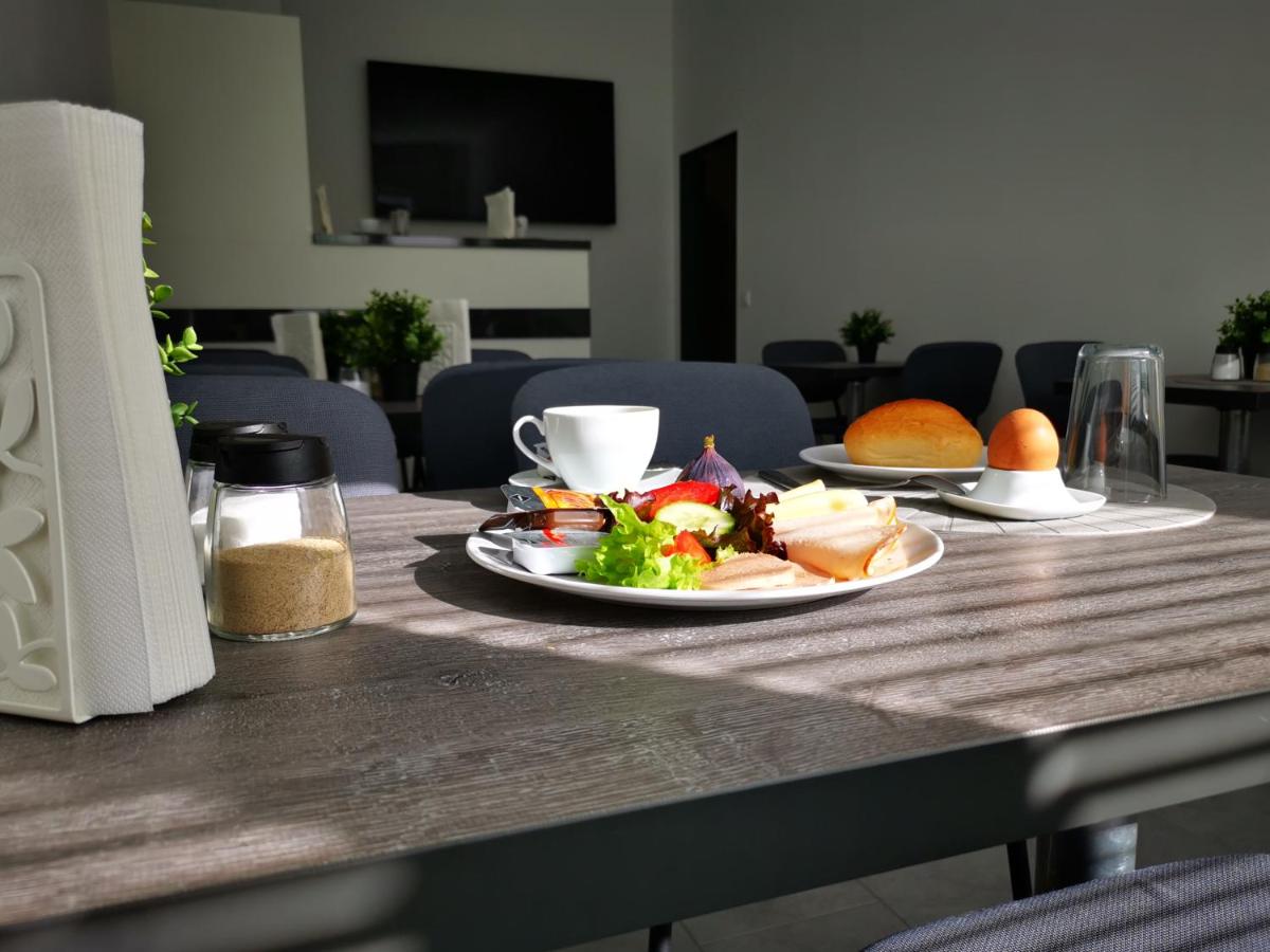 M&M Löwen Hotel - Housity