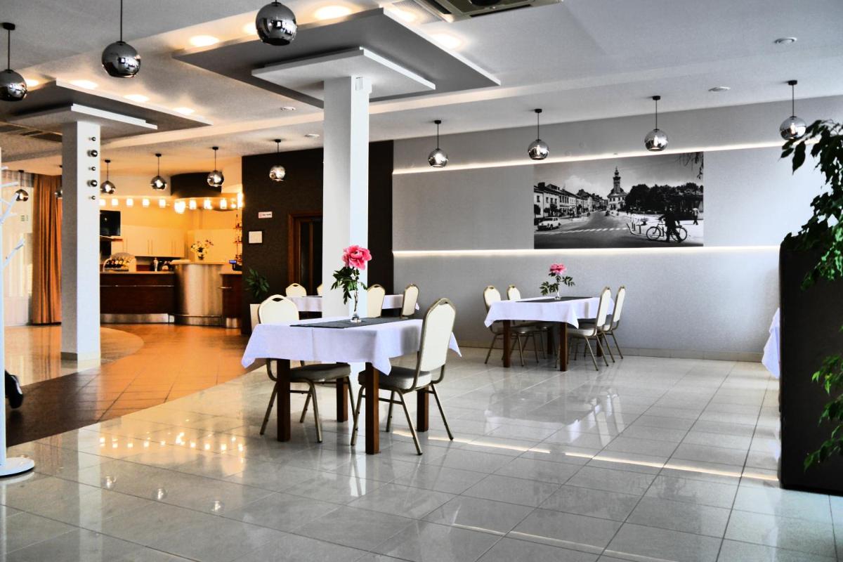 Hotel Restauracja Leliwa - Housity