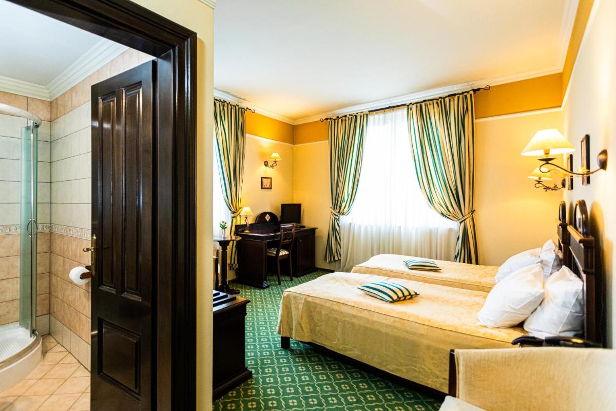 Hotel Koronna - Housity