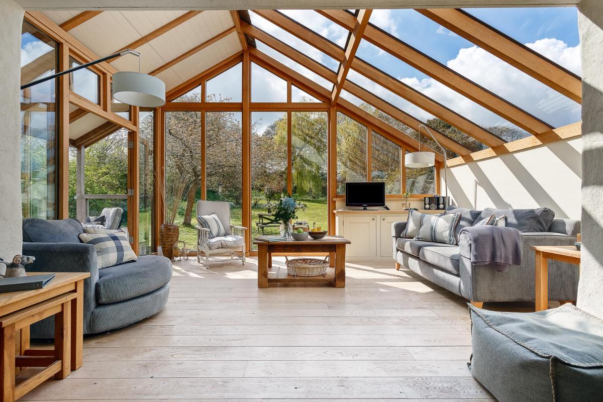 The Home Barn at Cornish Barn Holidays - Housity