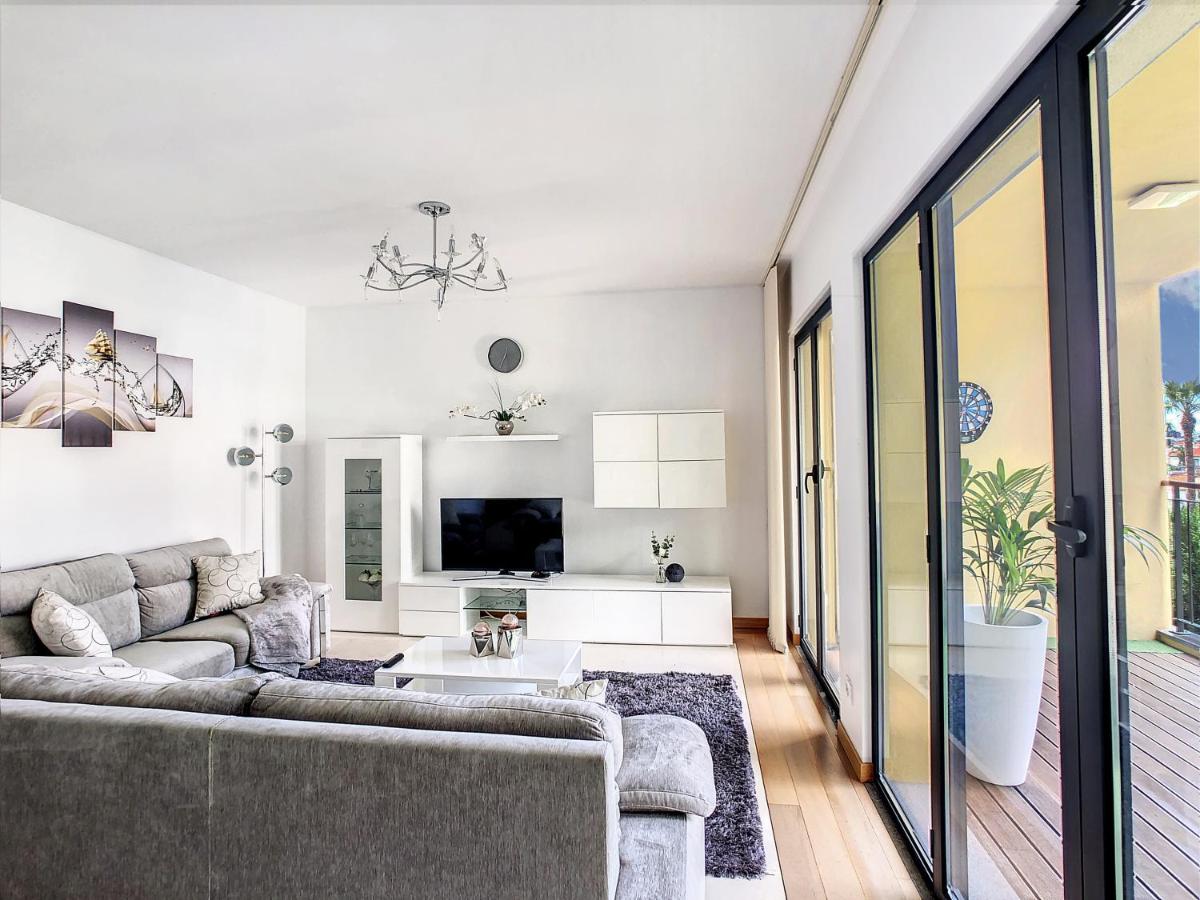 Samya Apartment by LovelyStay - Housity