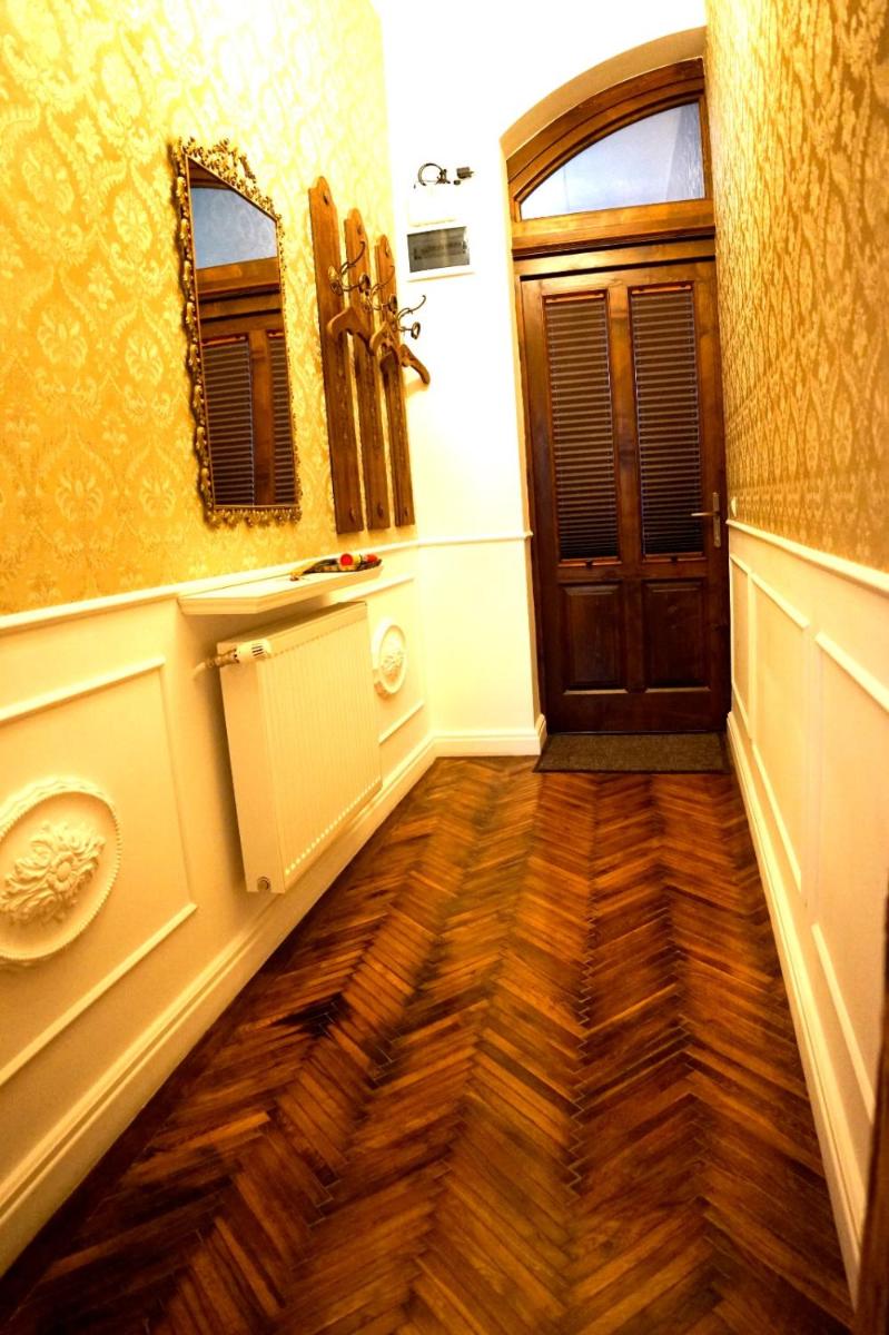 Filip Apartment Oradea - Housity