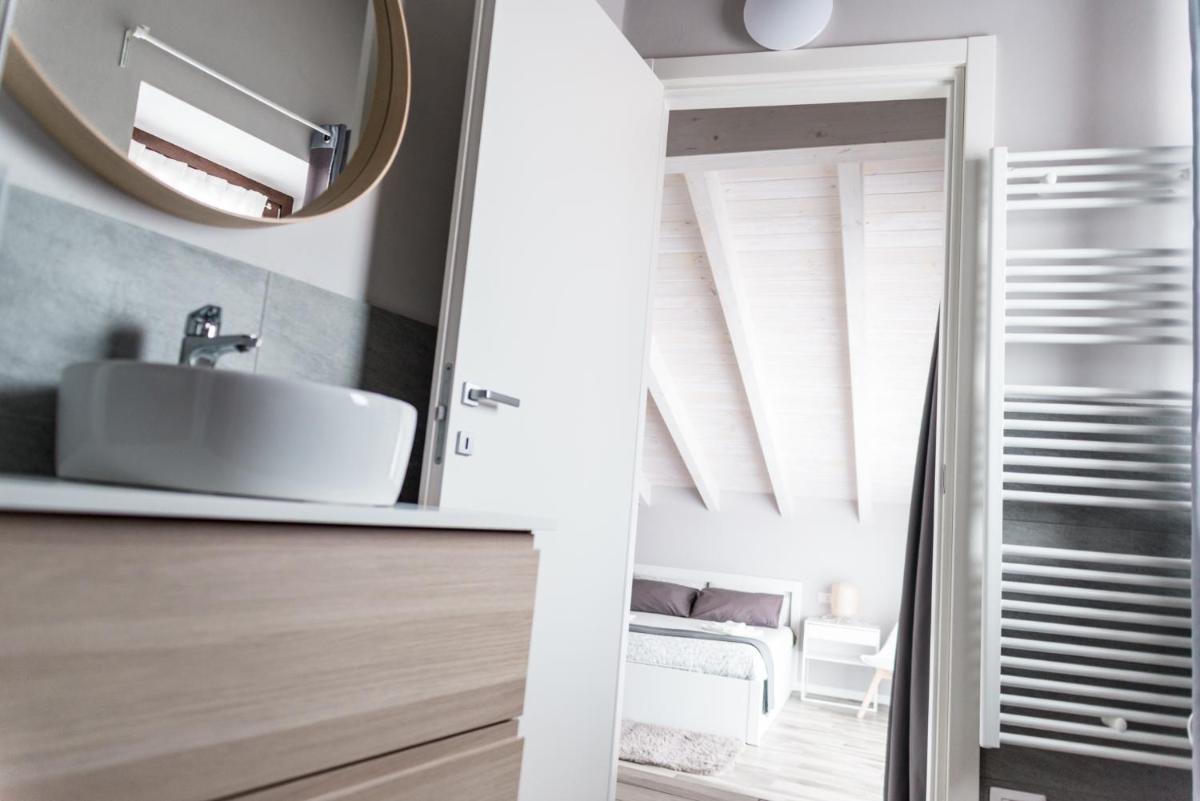 Via Mazzini B & B (MXP) - Housity