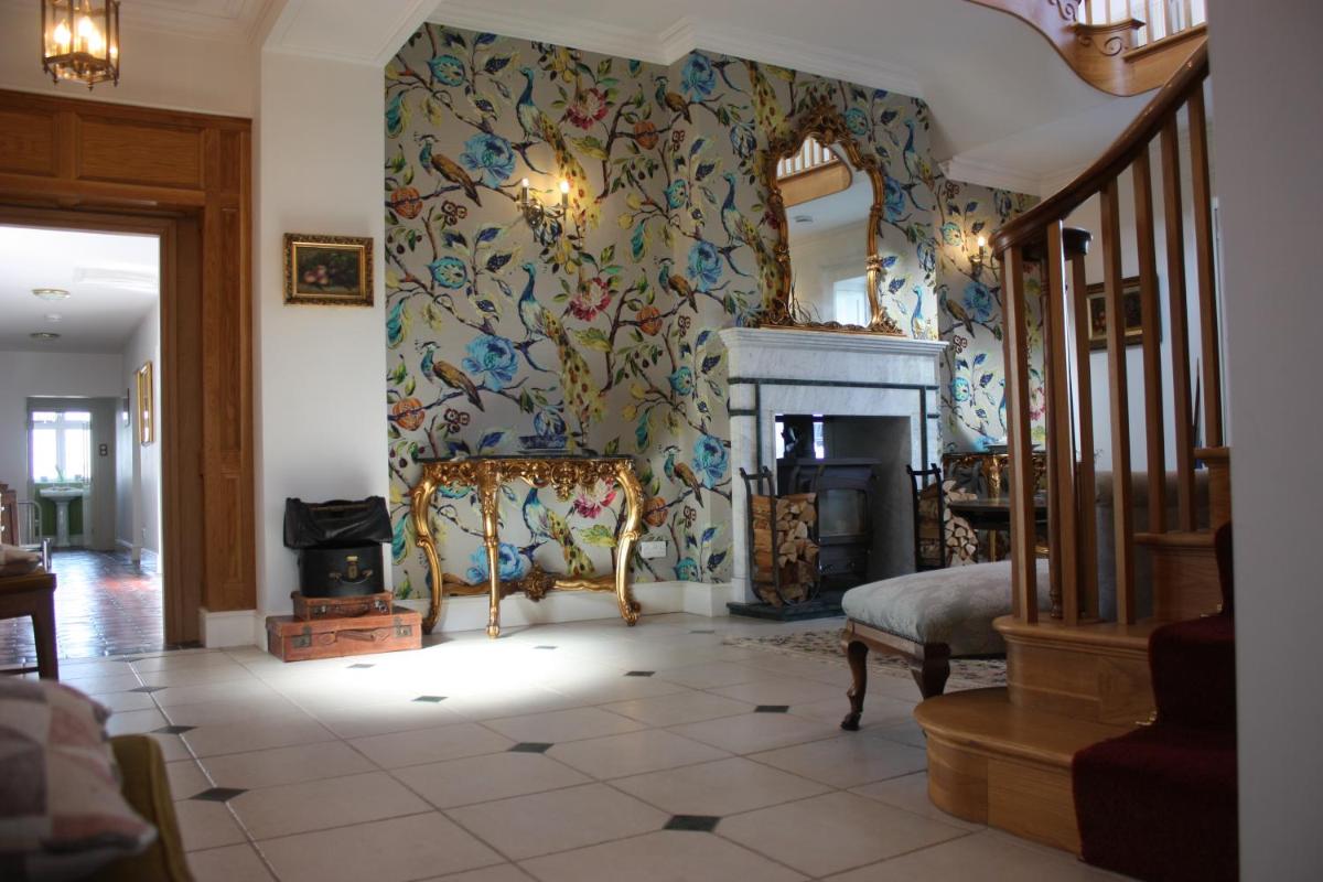 Eagle House - Award Winning B&B and Apartment - Housity
