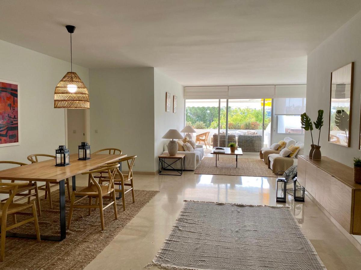 Suitetrails - Guadalmina Beach Holidays Suite Apartment,