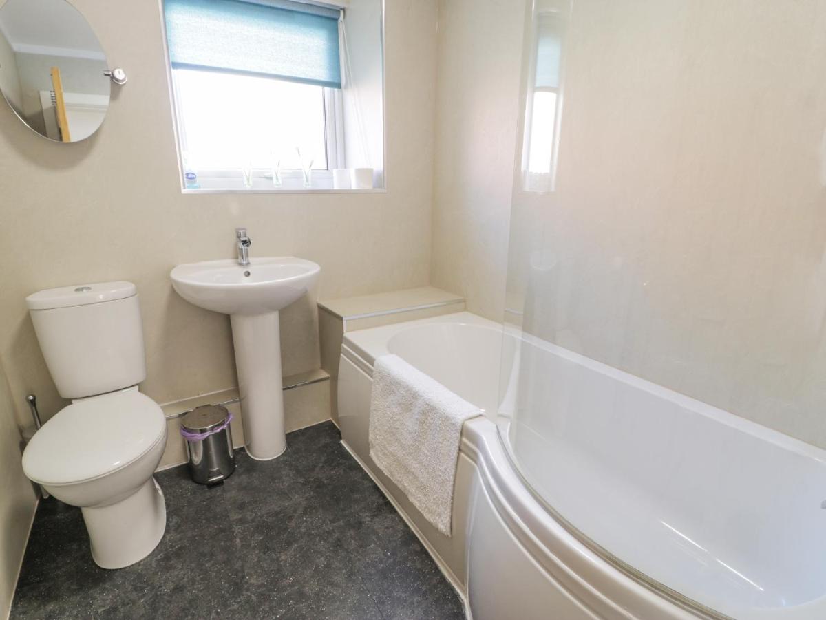 Snowdon View - Housity