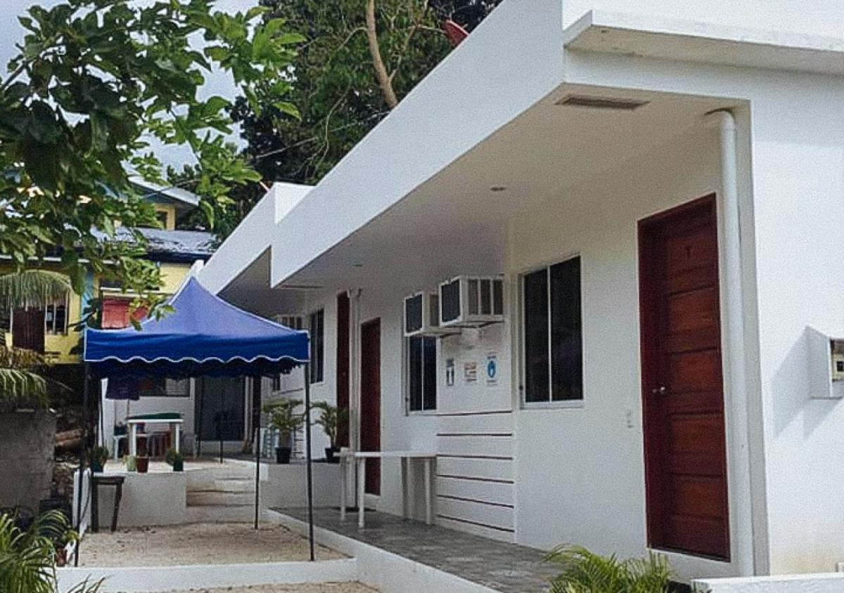 North Harbor Beach Resort - Housity
