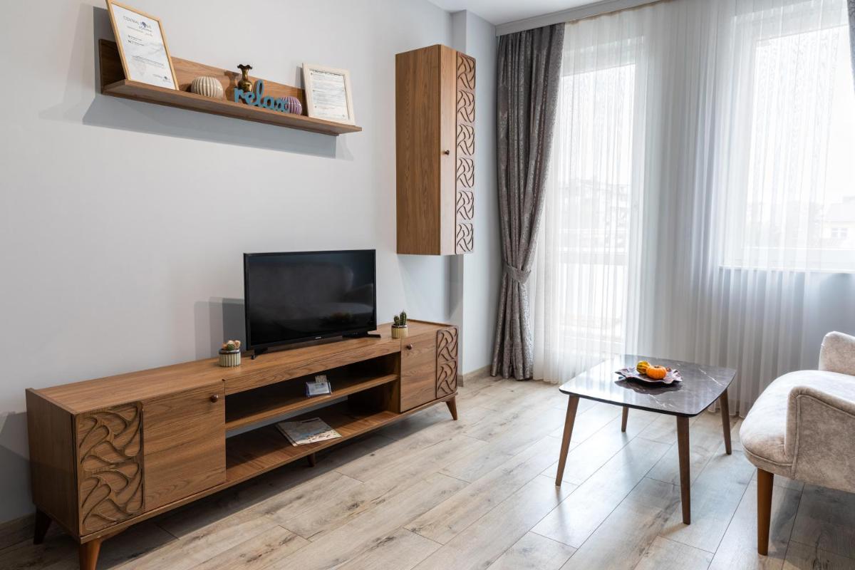 Central Point Premium + - Housity