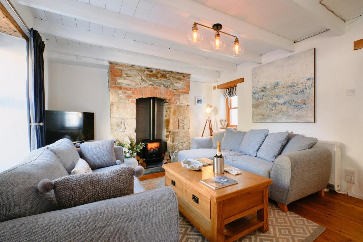 Finest Retreats - Scallop Cottage - Housity