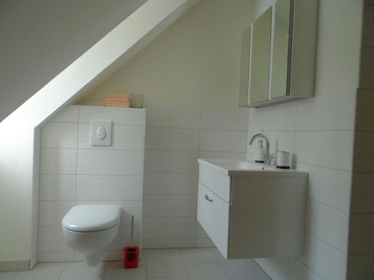 Schloß Roßdorf Ferienwohnungen & Camping - Housity