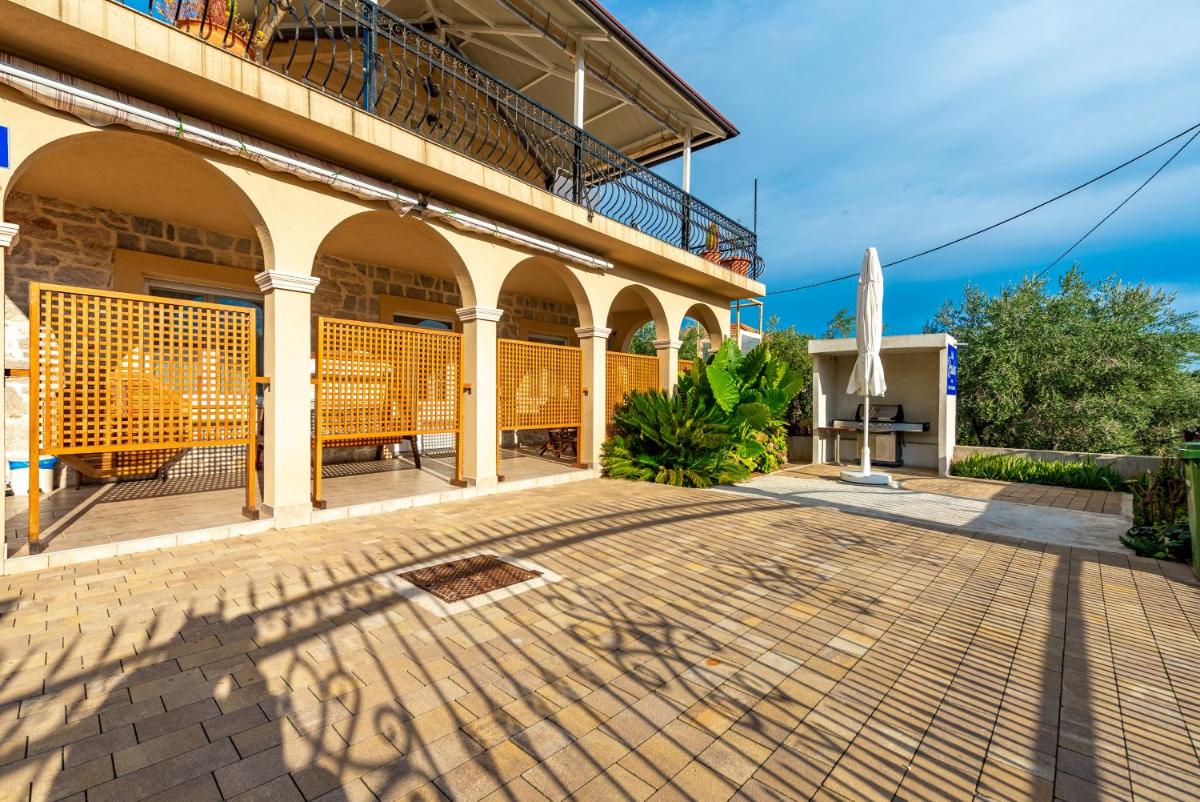 Holiday home Vila Rosales - Housity