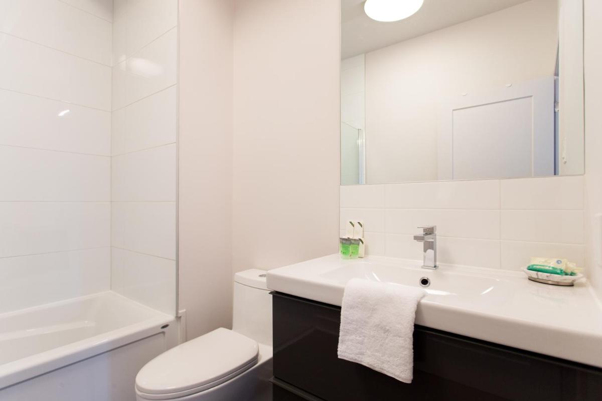 Stunning 1 Bedroom in Mile End by Den Stays - Housity