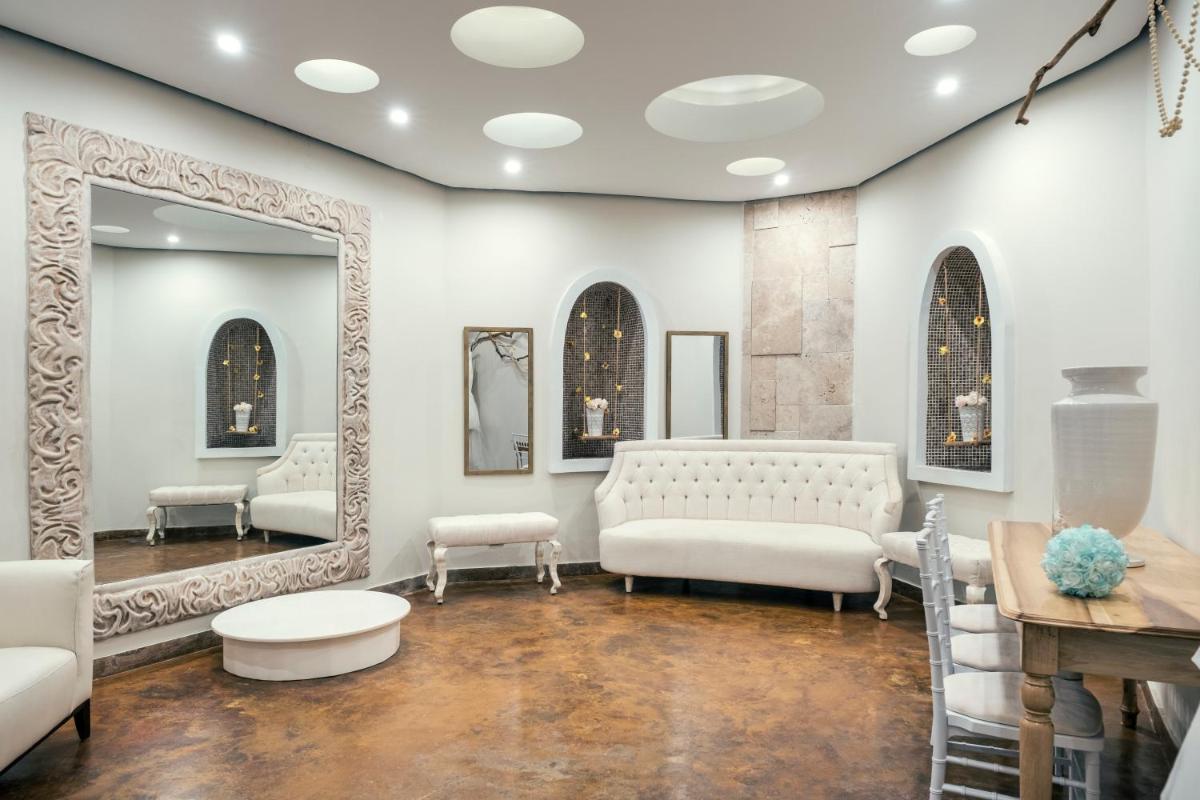 Iberostar Grand Rose Hall - Housity