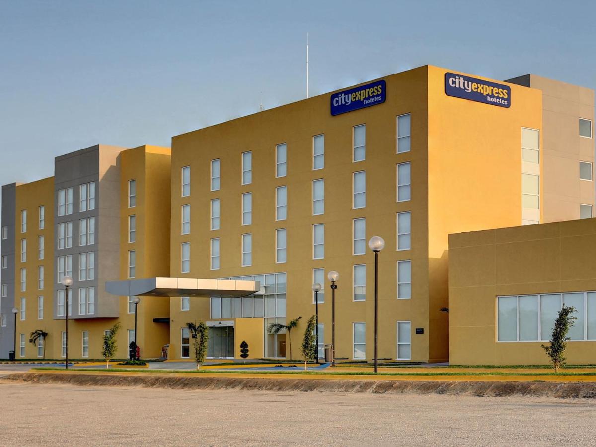 City Express by Marriott Salina Cruz - Housity