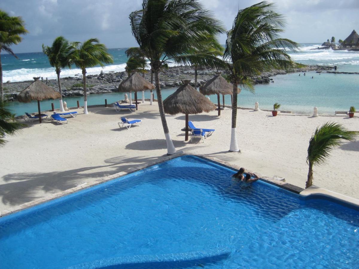 QUINTA LUNA CONDO'S - Housity