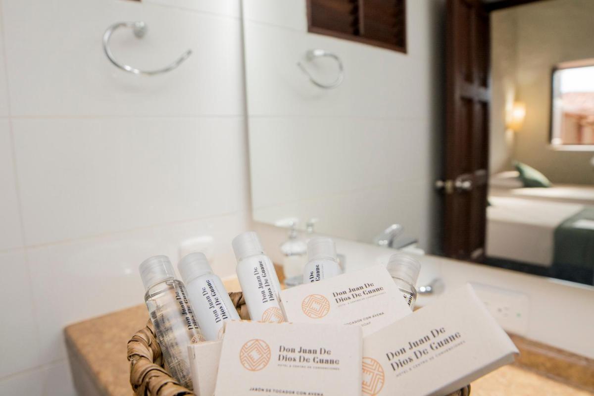 Don Juan De Dios De Guane Hotel & Centro De Convenciones - Housity