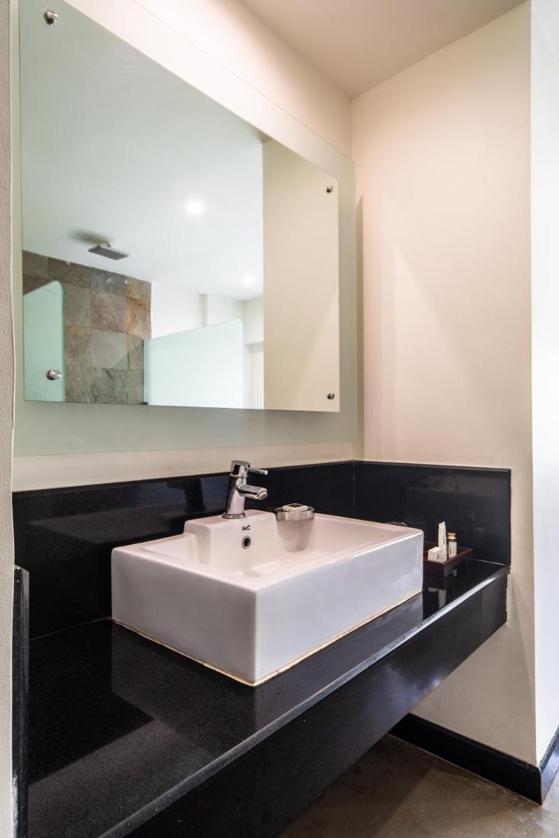 Amritara Ambatty Greens Resort - Housity