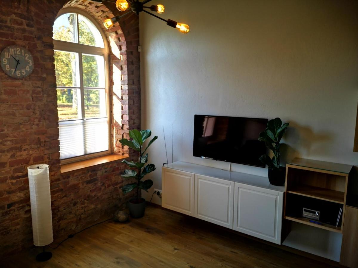 Botanical Garden Studio - Housity