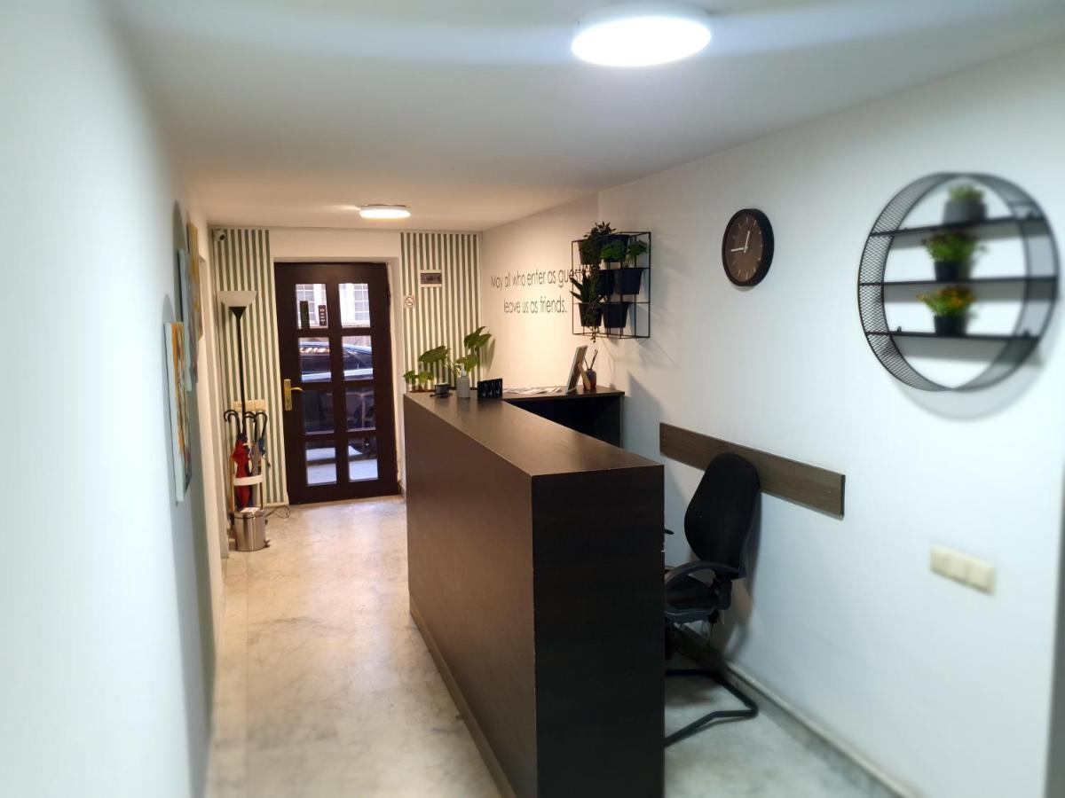 City Centre Hotel By Picnic - Housity