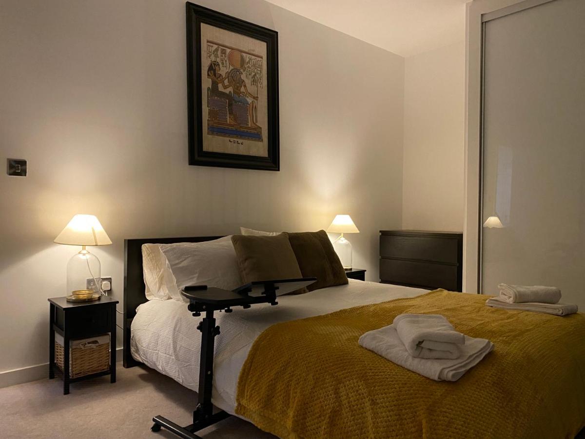 Royal Docks Apartment by WsHomesGroup - Housity