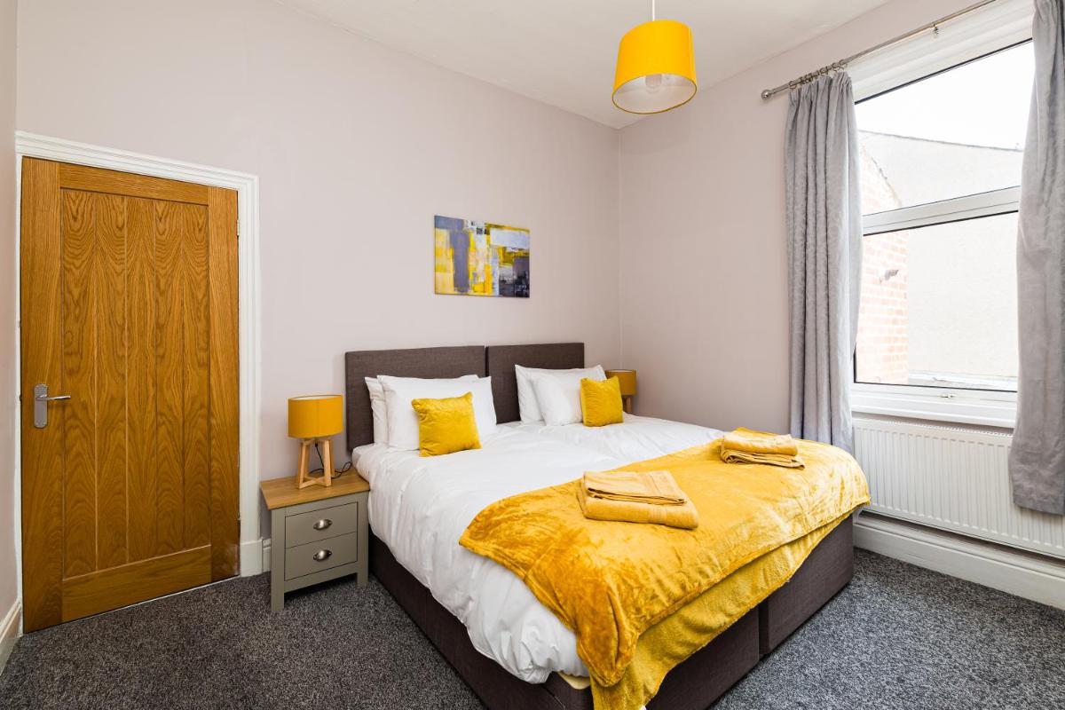 Carnarvon House - Wi-Fi & Parking Contractors - Housity