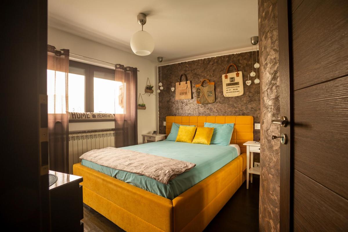 Amo Bucharest - Housity
