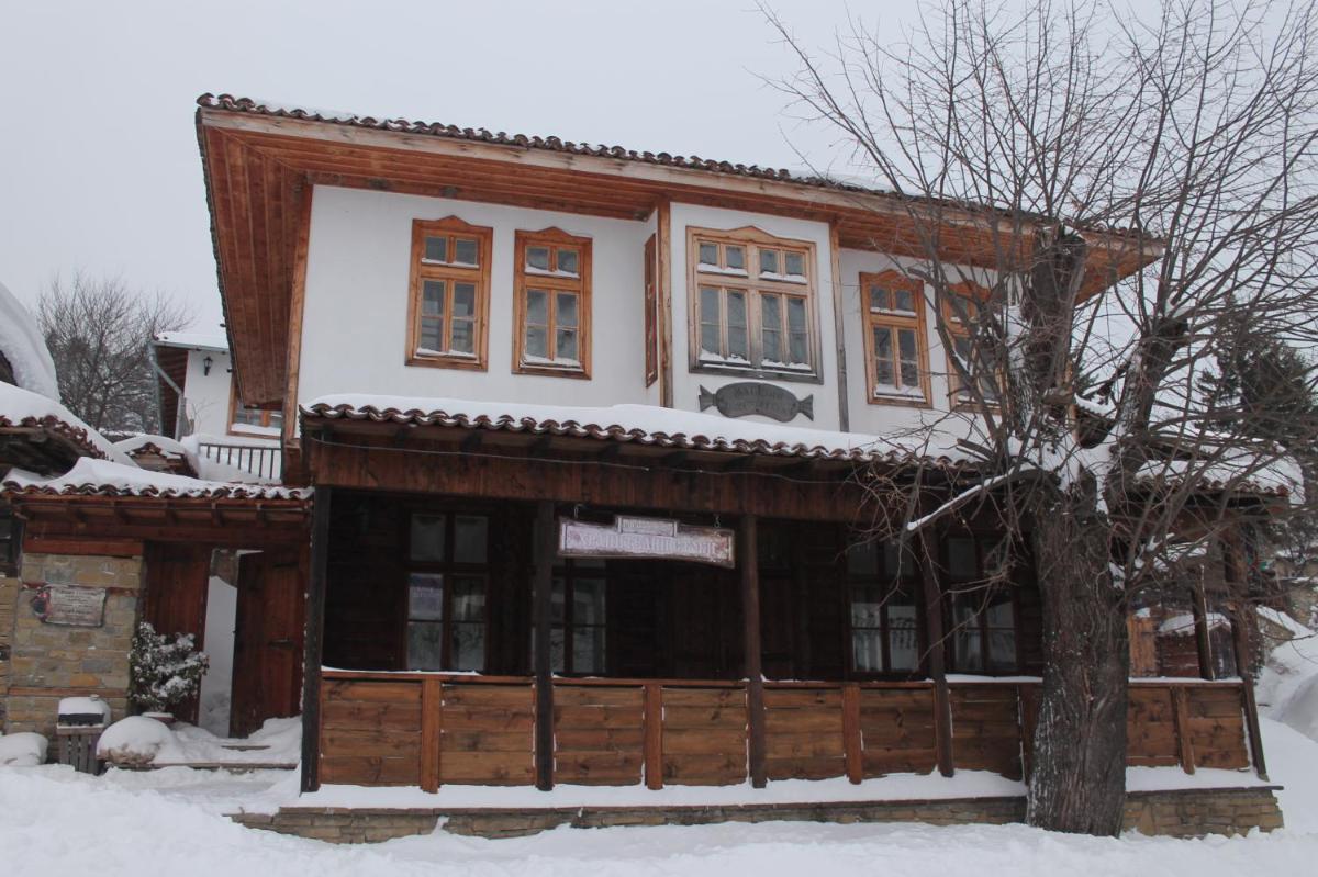 Къща за гости МИХАЛЕВИ - Housity