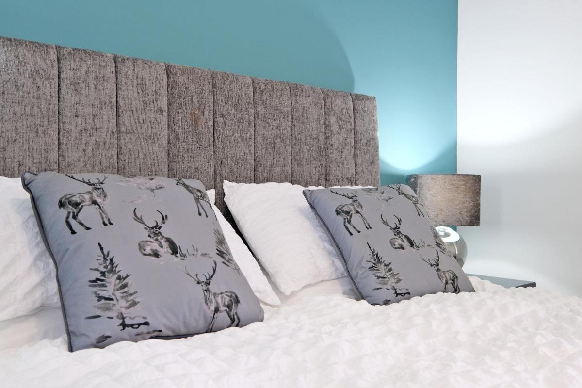 5* Luxury 1 Bedroom Apartment in City Centre - Housity
