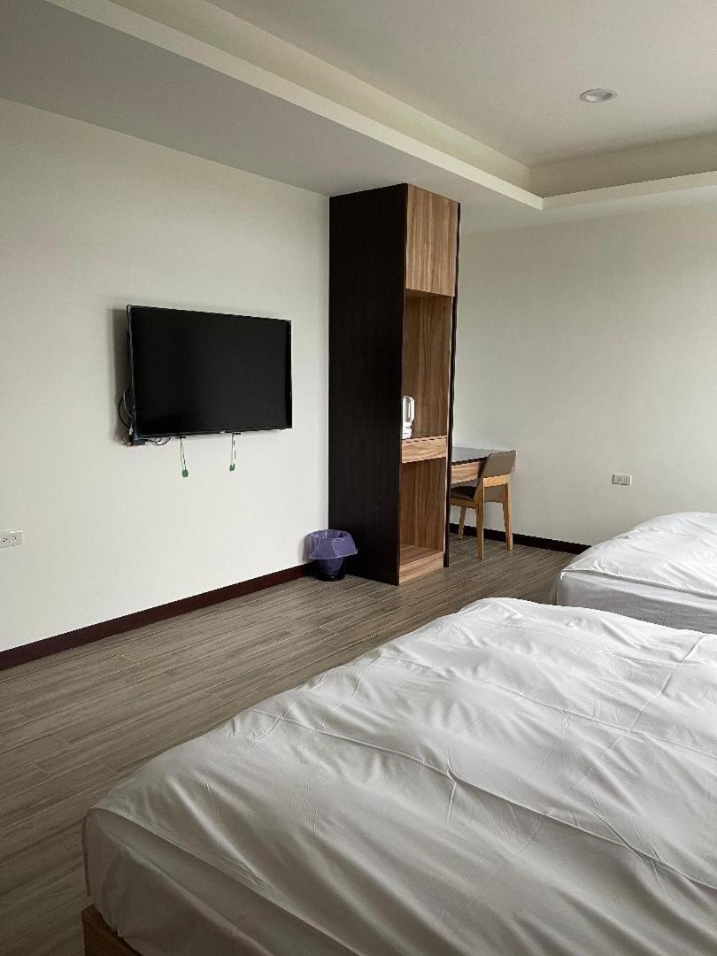 Ferry Head Leisure Club - Housity