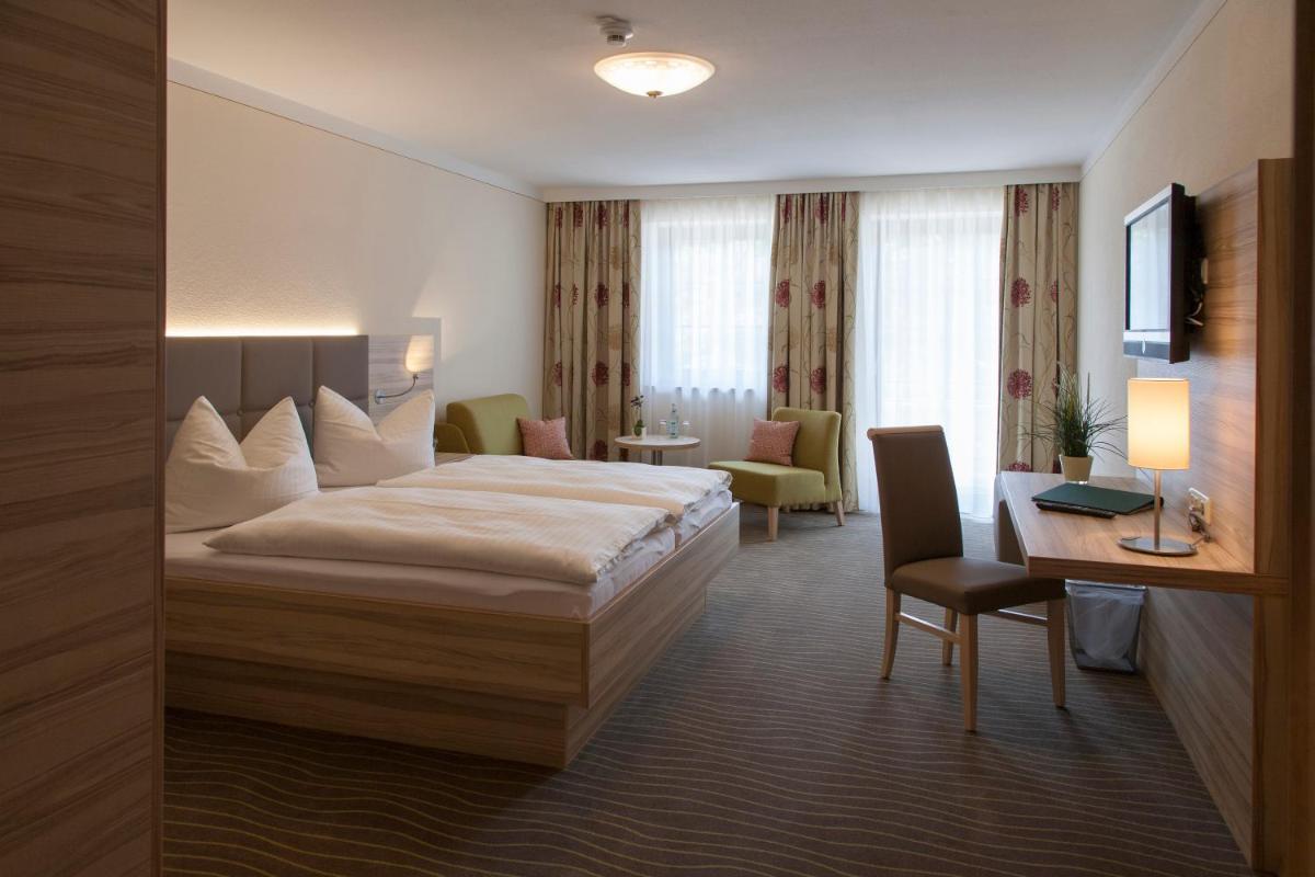 Hotel Straßhof - Housity