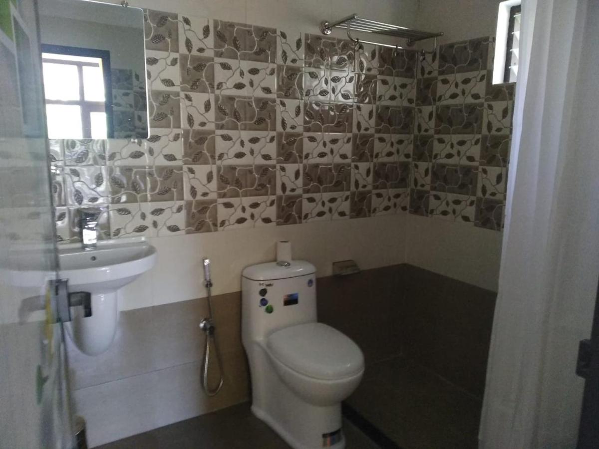 Spring and Valley View - Housity
