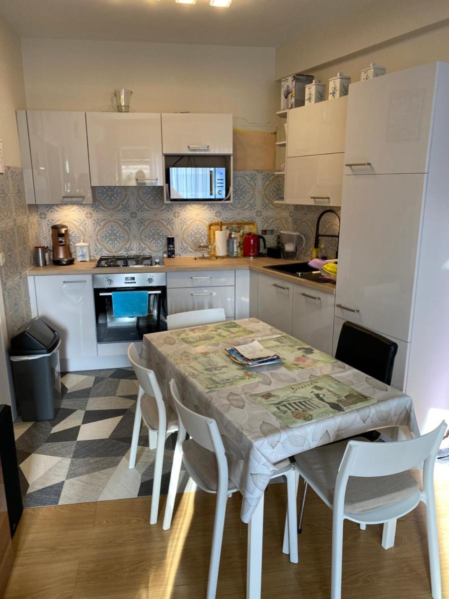 One-bedroom Apartment near Atomium - Hizvo