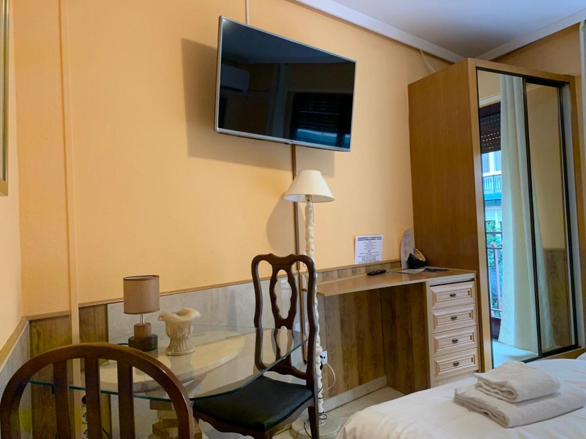 Apartamentos Torr en Madrid - Estudio Luminoso con Wifi Gratis - Housity