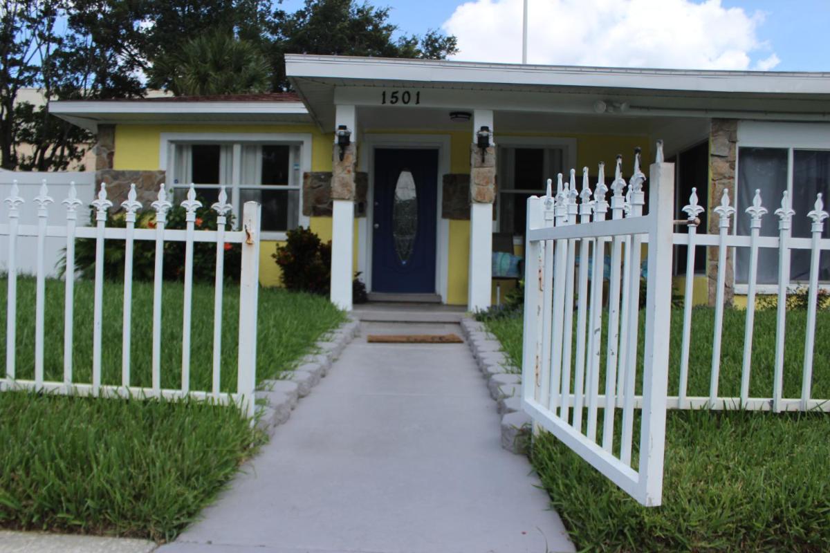 Traditional Cozy Historic Tampa Home - Housity