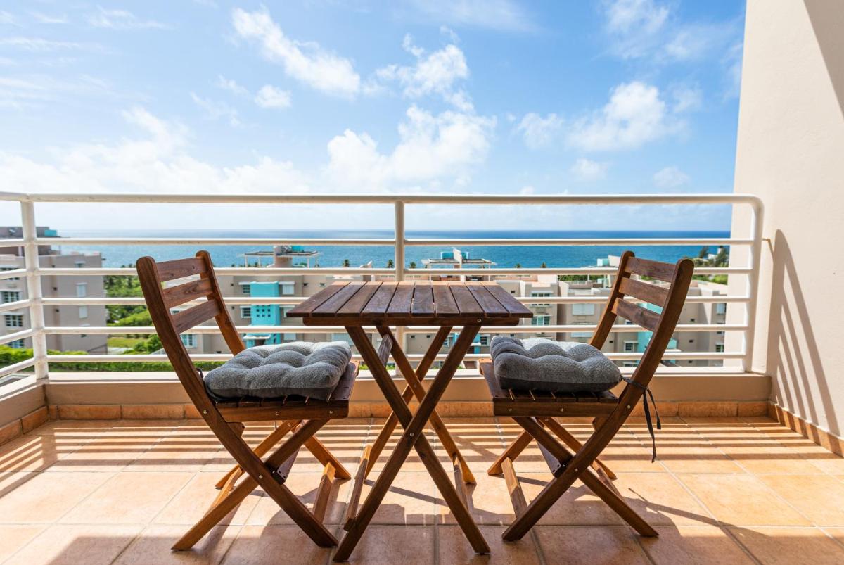 Oceanview Lighthouse Villa - Housity