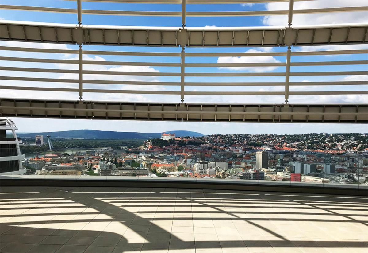 Suitetrails - New modern 2 bedrooms apartment in Bratislava