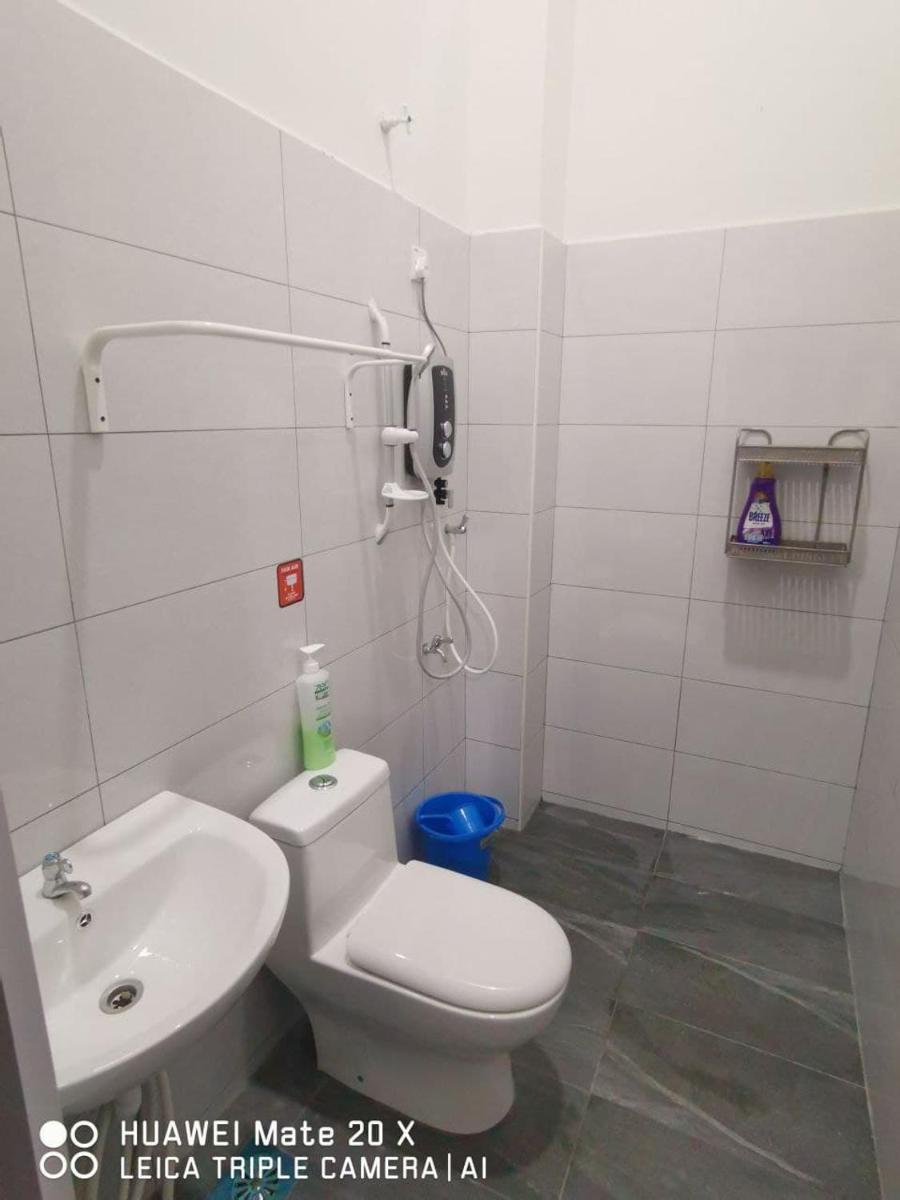 Dameer Homestay Muar Tangkak - Housity