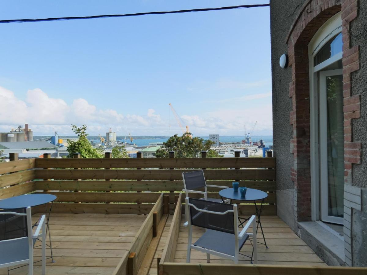Charmant studio, terrasse privative [Moulin Blanc] - Housity